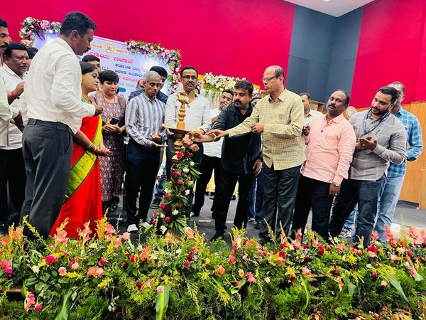 "ರೈತರ ಕೆಲಸಗಳಿಗೆ ಮೊದಲ ಆದ್ಯತೆ ನೀಡಿ: ಜಿಲ್ಲಾಧಿಕಾರಿ ಡಾ.ಎನ್ ಶಿವಶಂಕರ್ ಸೂಚನೆ"