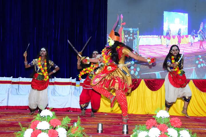 ರಾಜ್ಯ ಮಟ್ಟದ ಪ್ರತಿಭಾ ಕಾರಂಜಿ ಹಾಗೂ ಕಲೋತ್ಸವದಲ್ಲಿ ವಿದ್ಯಾರ್ಥಿಗಳಿಗೆ ಕರೆ ... ಶಿಕ್ಷಣದ ಜತೆಗೆ ಸಾಂಸ್ಕøತಿಕ ರಾಯಬಾರಿಗಳಾಗಿ: ಶಿಕ್ಷಣ ಸಚಿವ ಮಧು ಬಂಗಾರಪ್ಪ...