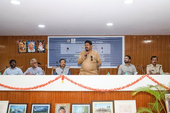 ನಿಮ್ಮೊಂದಿಗೆ ನಾವು'' ಕಲಾವಿದರ ನಡೆ-ಜನಸಾಮಾನ್ಯರ ಕಡೆ ಕಾರ್ಯಕ್ರಮ -- ಲಲಿತಕಲೆಗಳು ಭಾರತೀಯ ಸಂಸ್ಕೃತಿಯ ವೈಶಿಷ್ಟತೆ - ಸಚಿವ ಶಿವರಾಜ ತಂಗಡಗಿ