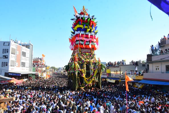 ನಾಯಕನಹಟ್ಟಿ ರಥೋತ್ಸವ ಕಾಯಕ ಯೋಗಿಗೆ ಭಕ್ತಿ ಭಾವ ಸಮರ್ಪಣೆ