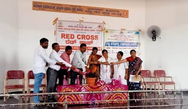 ತಳಬಾಲ್-ತಳಕಲ್ ಪ್ರಥಮ ದರ್ಜೆ ಕಾಲೇಜಿನಲ್ಲಿ ವಿಶ್ವ ಆರೋಗ್ಯ ದಿನಾಚರಣೆ