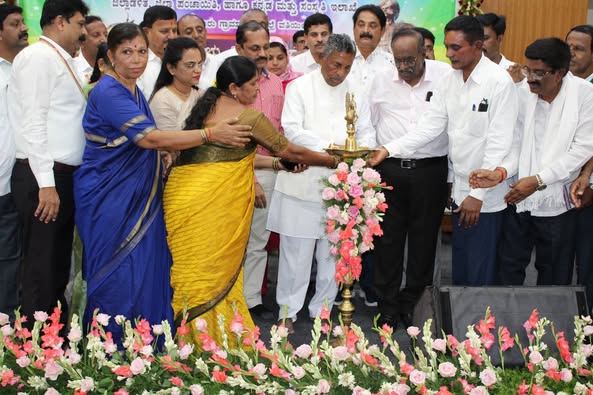 ನಾಡಪ್ರಭು ಕೆಂಪೇಗೌಡರ 516 ನೇ ಜಯಂತ್ಯೋತ್ಸವ" "9 ಎಕರೆ ಜಾಗದಲ್ಲಿ ಕೆಂಪೇಗೌಡರ ವಸ್ತು ಸಂಗ್ರಹಾಲಯ ನಿರ್ಮಾಣ ಕಾಮಗಾರಿ ಶೀಘ್ರವೇ ಆರಂಭ: ಜಿಲ್ಲಾ ಉಸ್ತುವಾರಿ ಸಚಿವ ಕೆ.ಹೆಚ್ ಮುನಿಯಪ್ಪ"