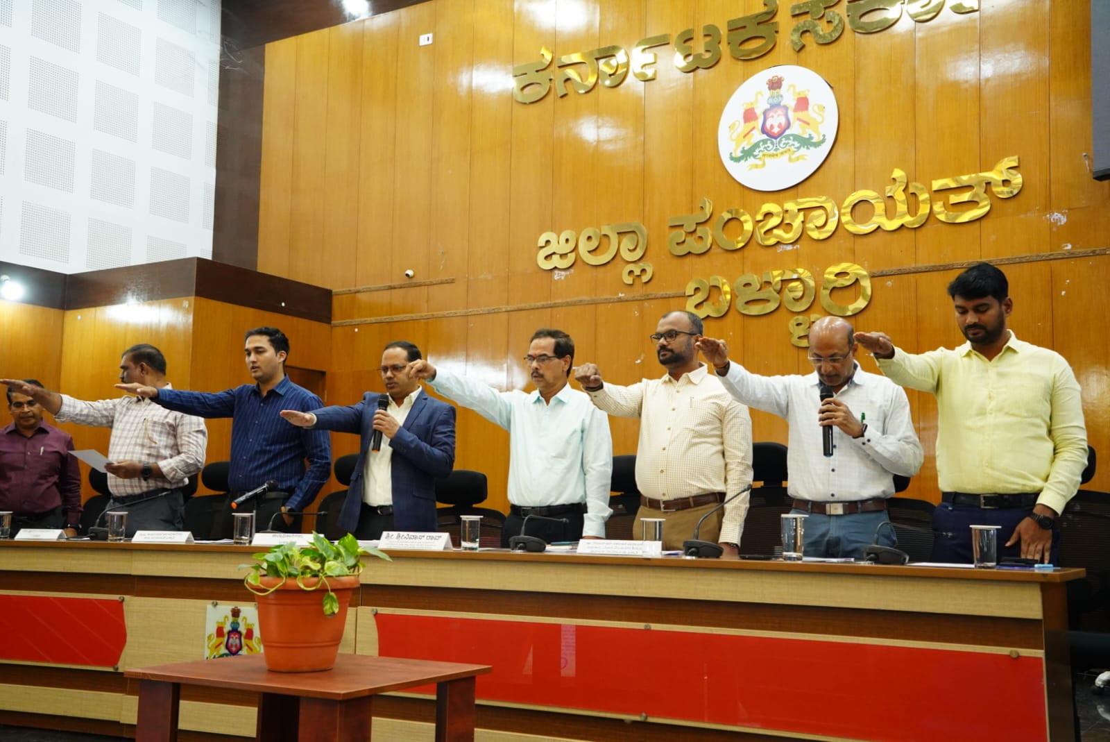 ಜಿಲ್ಲಾ ಮಾನವ ಅಭಿವೃದ್ಧಿ ವರದಿ ತಯಾರಿಕೆ; ಜಿಲ್ಲಾಧಿಕಾರಿ ನಾಗೇಂದ್ರ ಪ್ರಸಾದ್.ಕೆ ಸಲಹೆ ಜಿಲ್ಲೆಯ ಅಭಿವೃದ್ಧಿ ನಿರ್ಣಯಿಸುವ ಅಂಶ ಒಳಗೊಂಡಿರಲಿ