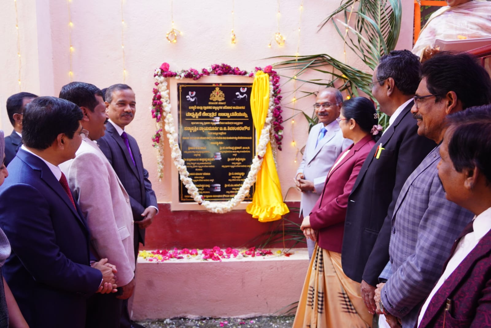 ಬಳ್ಳಾರಿ: ರಾಜ್ಯದಲ್ಲಿಯೇ ಮೊದಲ ಜಿಲ್ಲಾ ಗ್ರಾಹಕರ ವ್ಯಾಜ್ಯಗಳ ಪರಿಹಾರ ಆಯೋಗದ ಮಧ್ಯಸ್ಥಿಕೆ ಕೇಂದ್ರ ಉದ್ಘಾಟನೆ ಗ್ರಾಹಕರ ವ್ಯಾಜ್ಯಗಳ ಇತ್ಯರ್ಥದಲ್ಲಿ ಕರ್ನಾಟಕ 2ನೇ ಸ್ಥಾನ: ಟಿ.ಜಿ.ಶಿವಶಂಕರೇಗೌಡ