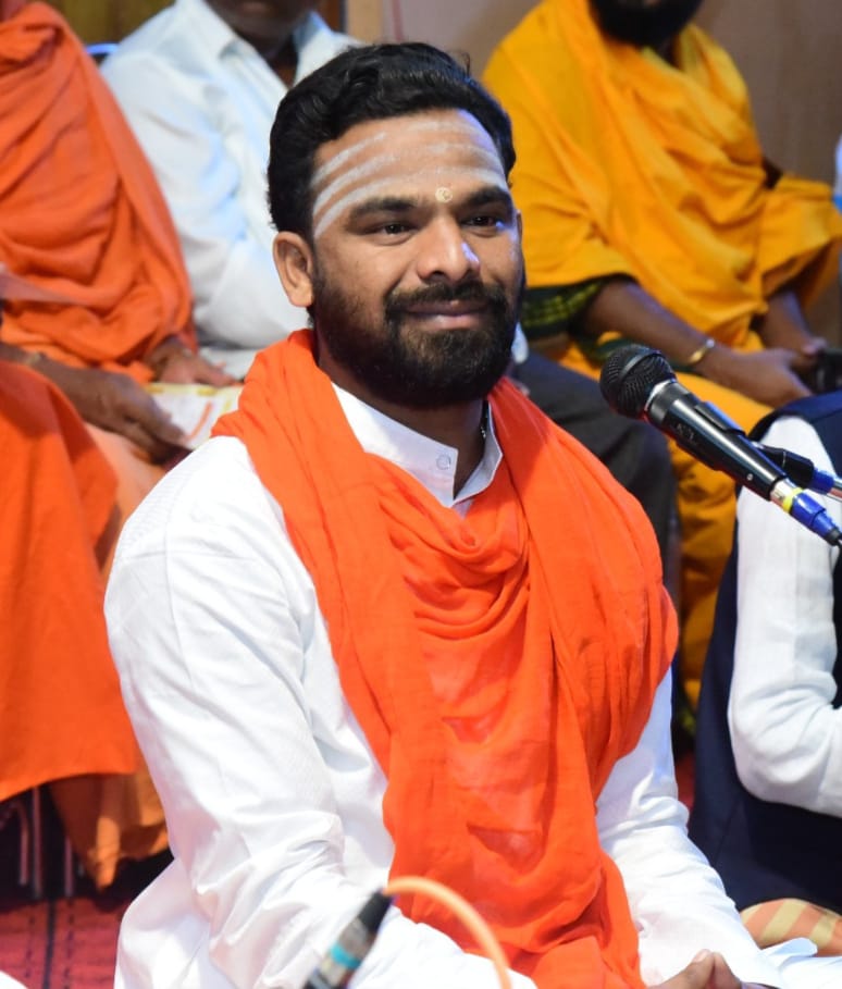 ವಿಶ್ವವಿಖ್ಯಾತ ಹಂಪಿ ಉತ್ಸವದಲ್ಲಿ ಕಥಾ ಕಿರ್ತನ ಸಮಾರಂಭಕ್ಕೆ ಸಿದ್ದರಾಮಯ್ಯ ಸ್ವಾಮಿ ವಿ.ಹಿರೇಮಠ ಸೋಮನಾಳ ಆಯ್ಕೆ