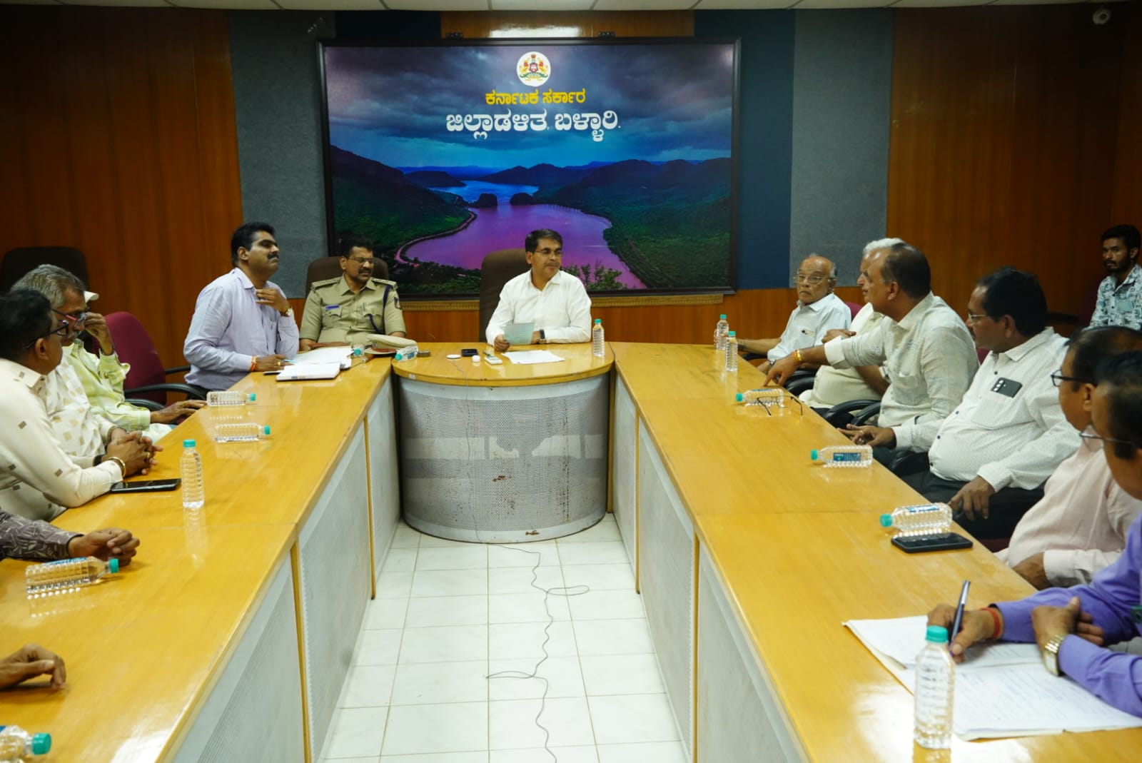 ಪೂರ್ವಭಾವಿ ಸಭೆಯಲ್ಲಿ ಎಡಿಸಿ ಮಹಮ್ಮದ್ ಝುಬೇರ್.ಎನ್ ಹೇಳಿಕೆ ಮಹನೀಯರ ಜಯಂತಿ ಅದ್ದೂರಿ ಆಚರಣೆ