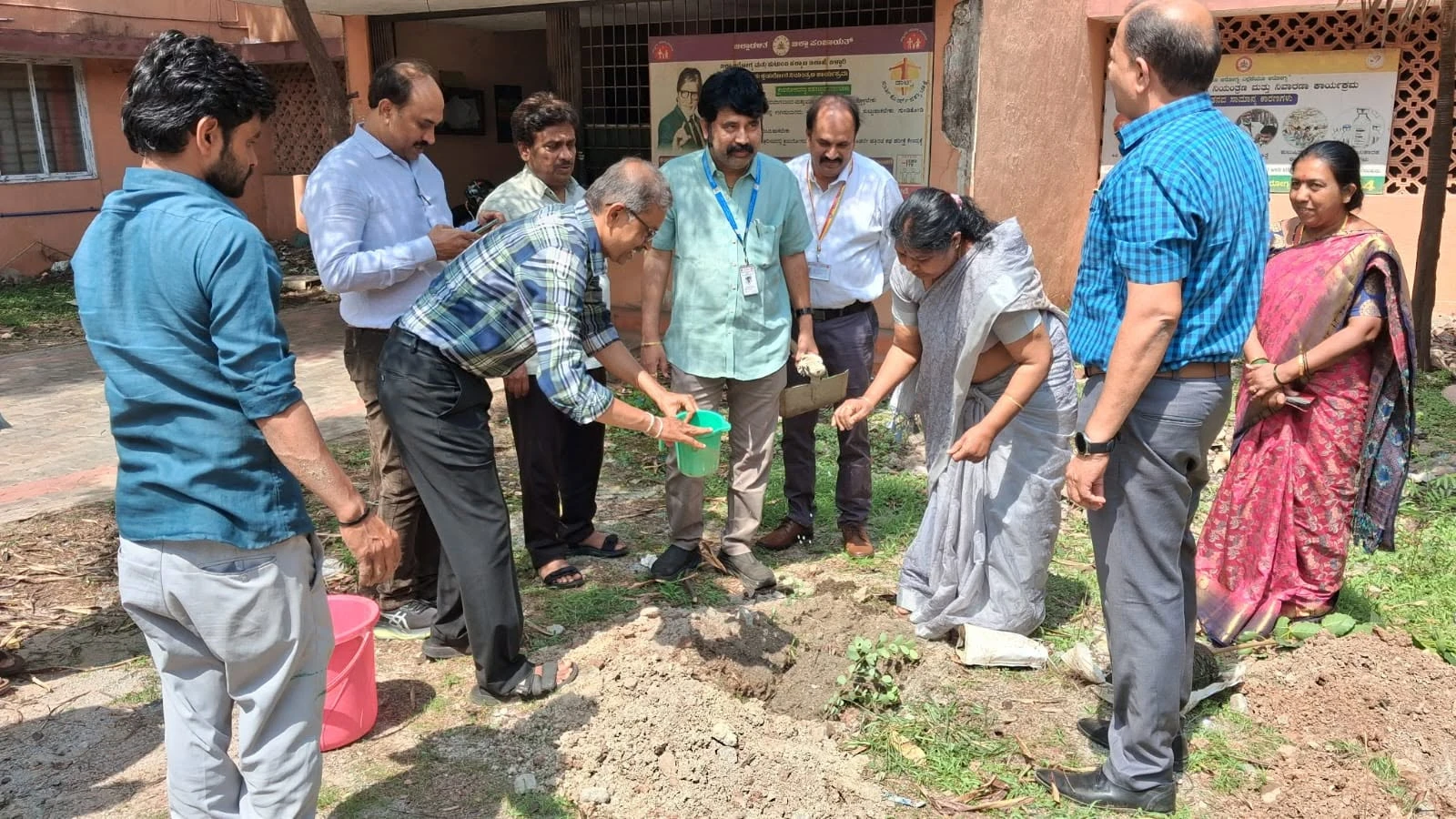 ಹಸಿರು ನಮ್ಮೆಲ್ಲರ ಉಸಿರು, ಮರಗಳನ್ನು ಬೆಳೆಸಿ ಪರಿಸರ ಉಳಿಸಿ: ಡಿಹೆಚ್‌ಓ ಡಾ.ಯಲ್ಲಾ ರಮೇಶ್ ಬಾಬು
