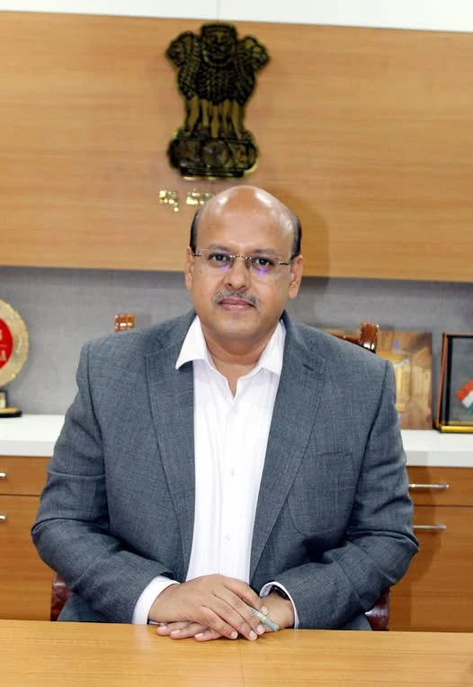 ಸೌರ, ಪವನ, ಟ್ರಾನ್ಸಮಿಷನ್‌ಯೋಜನೆಗೆ ಸಂಬಂಧಿಸಿದಂತೆ ರೈತರ, ಭೂಮಾಲೀಕರ ದೂರುಗಳ ಶೀಘ್ರ ಪರಿಹಾರಕ್ಕಾಗಿ ಸಮಿತಿ ರಚಿಸಿ ಕೊಪ್ಪಳ ಜಿಲ್ಲಾಧಿಕಾರಿಗಳಿಂದ ಆದೇಶ