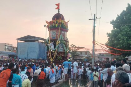 ವಿಜೃಂಭಣೆಯಿಂದ ಜರುಗಿದ ಕಲ್ಲೇಶ್ವರ ರಥೋತ್ಸವ