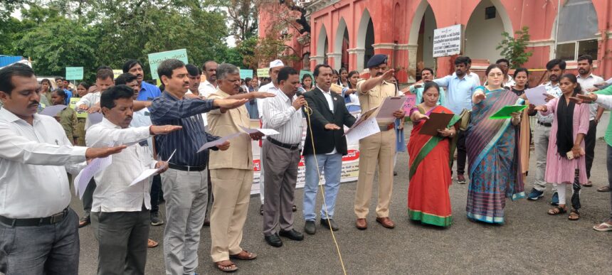 ಬಾಲಕಾರ್ಮಿಕ ಪದ್ಧತಿ ವಿರೋಧಿ ದಿನಾಚರಣೆ ಜಾಥಕ್ಕೆ ಚಾಲನೆ