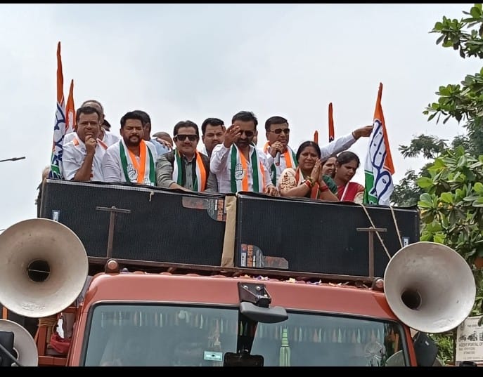 ಬಳ್ಳಾರಿಯಲ್ಲಿ ಹುಲಿ ಸಿಂಹಗಳನ್ನೆಲ್ಲಾ ನೋಡಿದ್ದೇವೆ. ನಾವು ರಾಜರು, ಈ ತುಕಾರಾಂ