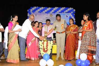 ವಿಶ್ವ ವಿಕಲಚೇತನರ ದಿನಾಚರಣೆಯಲ್ಲಿ ಅಪರ ಜಿಲ್ಲಾಧಿಕಾರಿ ಬಿ.ಟಿ.ಕುಮಾರಸ್ವಾಮಿ ವಿಕಲಚೇತನರಿಗೆ ಅನುಕಂಪಕ್ಕಿಂತ, ಅವಕಾಶ ನೀಡಿ
