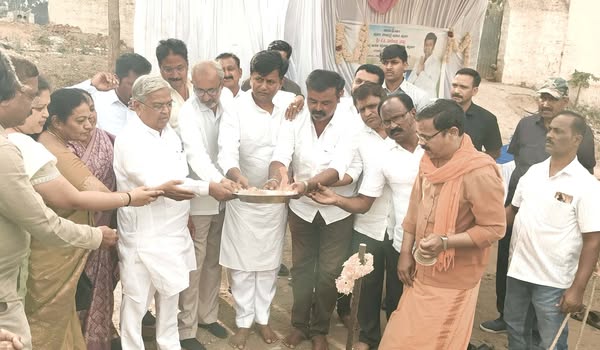 ಚಿತ್ರದುರ್ಗ : ರೂ.78.42 ಲಕ್ಷ ವೆಚ್ಚದ ಅಭಿವೃದ್ಧಿ ಕಾಮಗಾರಿಗಳಿಗೆ ಭೂಮಿಪೂಜೆ