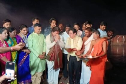 ಹಂಪಿ ಉತ್ಸವ-2025 ತುಂಗಭದ್ರೆಗೆ ಆರತಿ: ನಾಡಿನ ಸುಭೀಕ್ಷೆಗೆ ಪ್ರಾರ್ಥನೆ