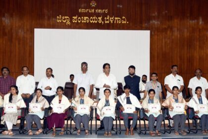 ಸಿಇಟಿ-ಸಕ್ಷಮ್ ಯಶೋಗಾಥೆ; ಕೆ-ಸಿ.ಇ.ಟಿ.ಯಲ್ಲಿ ಉತ್ತಮ ಸಾಧನೆಗೈದ ವಿದ್ಯಾರ್ಥಿಗಳಿಗೆ ಸನ್ಮಾನ — ಶಾಲಾ-ಕಾಲೇಜುಗಳ ಮೂಲಸೌಕರ್ಯ ಅಭಿವೃದ್ಧಿಗೆ ತಲಾ ಐದು ಕೋಟಿ ಅನುದಾನ: ಸಚಿವ ಸತೀಶ್ ಜಾರಕಿಹೊಳಿ ಭರವಸೆ