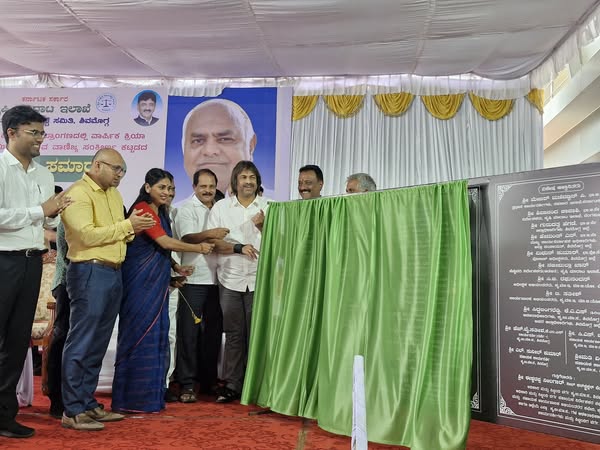 ಎಪಿಎಂಸಿ ಎರಡನೇ ಅತಿ ಹೆಚ್ಚು ವಹಿವಾಟು ಕೇಂದ್ರ-ಜಿಲ್ಲೆಗೆ ಕಿರೀಟಪ್ರಾಯ ರೈತರಿಗೆ ಸಹಕಾರ-ಸೌಲಭ್ಯ ನೀಡಿದಲ್ಲಿ ದೇಶದ ಅಭಿವೃದ್ದಿ ಸಾಧ್ಯ : ಎಸ್ ಮಧು ಬಂಗಾರಪ್ಪ