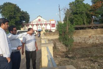 ರಾಯಚೂರ ಕೋಟೆ ಹತ್ತಿರದ ರಾಜಕಾಲುವೆಯ ದುರಸ್ಥಿ ಕಾರ್ಯದ ಪರಿಶೀಲನೆ