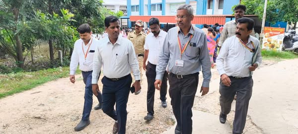 *ಆರೋಗ್ಯ ಧಾಮವನ್ನು ಸಮರ್ಪಕವಾಗಿ ನಿರ್ವಹಿಸಿ: ಡಾ. ಕುಮಾರ*