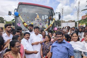 500 ಕೋಟಿಗೂ ಹೆಚ್ಚು ಫಲಾನುಭವಿಗಳ ಉಚಿತ ಪ್ರಯಾಣದ ಮೈಲಿಗಲ್ಲು * ಮಹಿಳಾ ಫಲಾನುಭವಿಗಳಿಗೆ ಸಿಹಿ ವಿತರಿಸಿದ ಶಾಸಕ ಕೆ.ಸಿ. ವೀರೇಂದ್ರ ಪಪ್ಪಿ ** ಕೆಎಸ್‍ಆರ್‍ಟಿಸಿ ಬಸ್ ನಿಲ್ದಾಣದಲ್ಲಿ “ಶಕ್ತಿ ಯೋಜನೆ” ಸಂಭ್ರಮ *