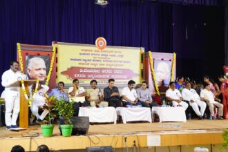 ಬಳ್ಳಾರಿಯಲ್ಲಿ ಡಿ.ದೇವರಾಜ ಅರಸು ಅವರ 110ನೇ ಜನ್ಮದಿನಾಚರಣೆ ಸಮಾರಂಭ ಸಾಮಾಜಿಕ ಕ್ರಾಂತಿಯ ಹರಿಕಾರ ದೇವರಾಜ ಅರಸು: ಲಿಡ್ಕರ್ ಅಧ್ಯಕ್ಷ ಮುಂಡರಗಿ ನಾಗರಾಜ
