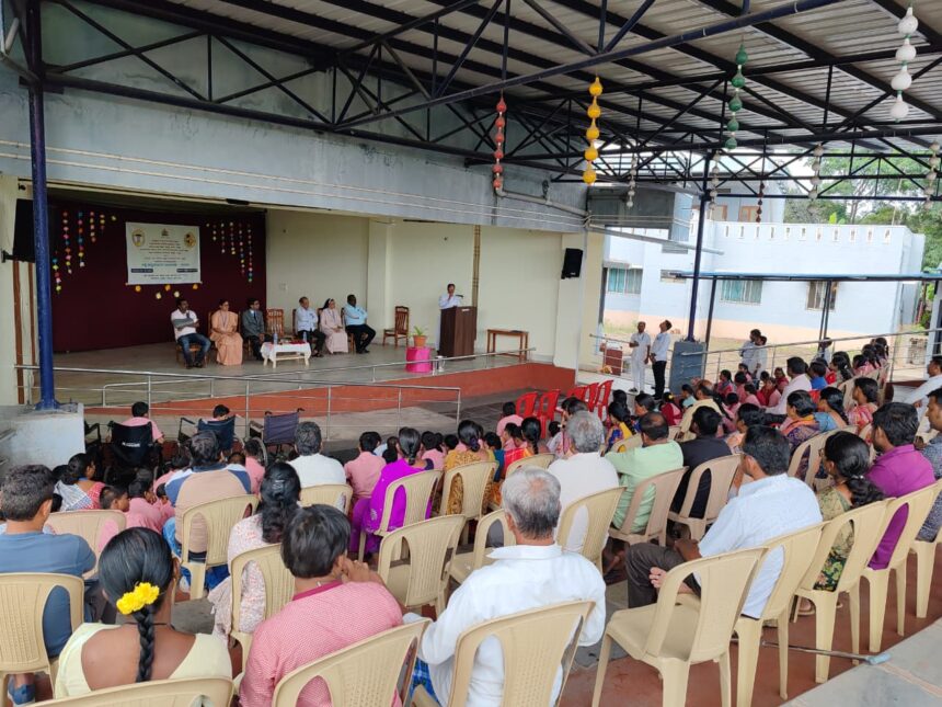 ವಿಶ್ವ ಆರೈಕೆದಾರರ ದಿನಾಚರಣೆ ಕಾರ್ಯಕ್ರಮದಲ್ಲಿ ನ್ಯಾ.ರಾಜೇಶ್ ಹೊಸಮನೆ ಹೇಳಿಕೆ ವಿಶೇಷ ಚೇತನರ, ಹಿರಿಯರ ಆರೈಕೆ ಸೇವೆ ವಿಶೇಷ ಸೇವೆಯಾಗಿದೆ