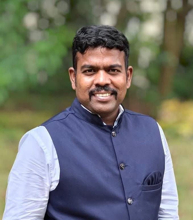 ಮೋಹನ್ ಕುಮಾರ್ ದಾನಪ್ಪರ ಕಾರ್ಯ ಉನ್ನತ ಅಧಿಕಾರಿ ವರ್ಗಕ್ಕೆ ಮಾದರಿ- ಸಿಎಂ ಸಿದ್ದರಾಮಯ್ಯ