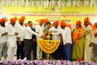 ಬಳ್ಳಾರಿಯಲ್ಲಿ ಸಂಭ್ರಮದ ಮಹರ್ಷಿ ವಾಲ್ಮೀಕಿ ಜಯಂತ್ಯೋತ್ಸವ 1.10 ಕೋಟಿ ರೂ. ವೆಚ್ಚದಲ್ಲಿ ಮಹರ್ಷಿ ವಾಲ್ಮೀಕಿ ಪುತ್ಥಳಿ ಪ್ರತಿಷ್ಠಾಪನೆ: ಶಾಸಕ ನಾರಾ ಭರತ್ ರೆಡ್ಡಿ